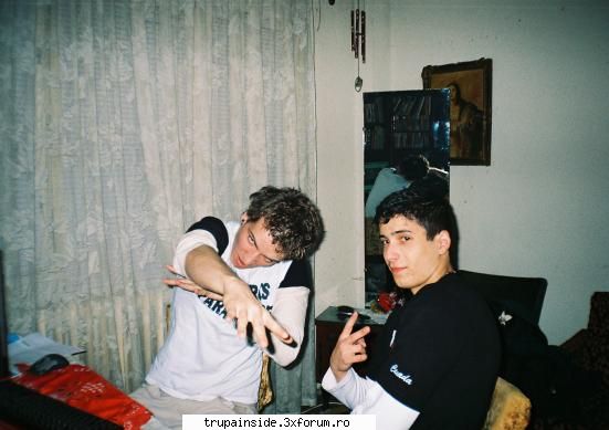 Poze ale membrilor trupei Inside - for you..................bboys - Despre noi...